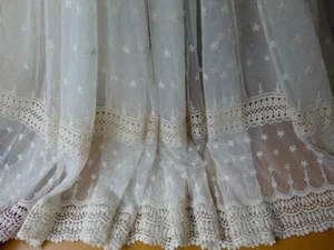 Vintage Crochet Cotton Floral Tulle Lace Fabric DIY Bridal Dress Curtain Fabric - Picture 1 of 7