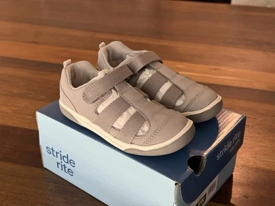 Stride Rite Little Kids 鞋 Sr Hadley 2.0 灰色。 8.5W 码 全新带盒 — 第 1/4 张图片