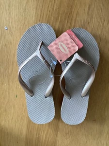 NEW WOMANS HAVAIANAS ROSE GOLD HIGH HEEL SOLE SIZE 37/ USA 7 - Picture 1 of 6
