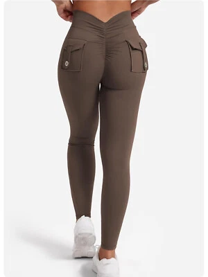 Womens Workout Cargo Leggings with Pockets V back Scrunch Butt Lifting Gym Pants - Image 1 of 4