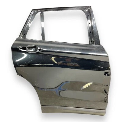 BMW X1 F48 2016-2021 pasajero trasero derecho puerta lateral derecha carcasa OEM Foto 1 de 4