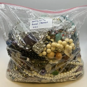 Jewelry Lot Harvest Junk Crafts Broken Tangle Rhinestone Beads Necklaces 6 Lbs - Picture 1 of 10