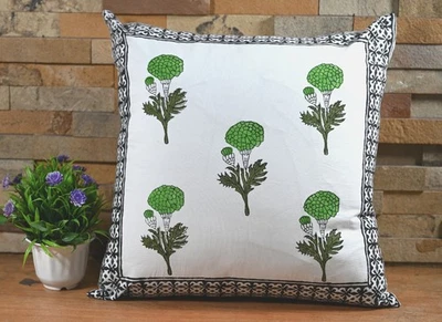 Juego de 2 fundas de cojín de algodón con estampado de bloques de mano con estampado de bordes indios Foto 1 de 4