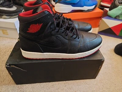 Talla 14 - Air Jordan 1 Retro Nuevo Piel de Serpiente Alta Foto 1 de 4