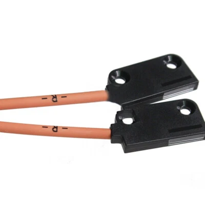 E32-ZT16PR Area Fiber Optic Sensor Through Beam For Omron - Image 1 of 4