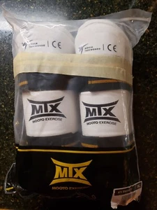 MOOTO Exercise Forearm guard/arm guard approved by WT/Taekwondo arm Protector - Picture 1 of 4