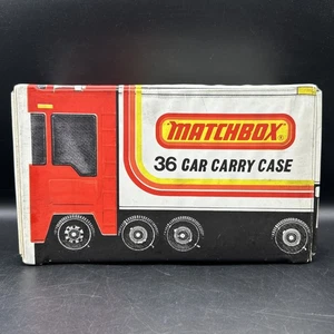 Valigetta porta auto 36 Matchbox 1979 vintage - 3 vassoi originali con lotto di auto Lesney - Foto 1 di 15