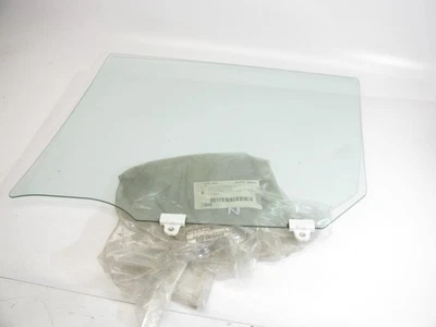 NUEVO - OEM GENUINO 823003NA5A ventana trasera derecha cristal para Nissan Leaf 2011-12 Foto 1 de 3