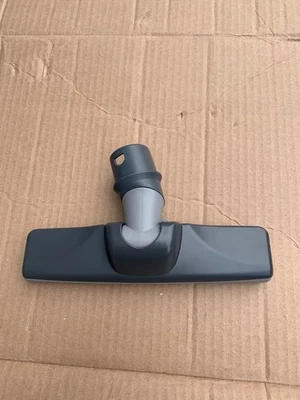 Cepillo de piso para bote de aspiradora genuino Kenmore KC83QDKMZV06 KC83QEEJZV06 Foto 1 de 4