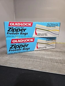 80s 90s Vintage Glad Lock Freezer Bags Gallon Zipper Green Seal Movie TV Prop - Picture 1 of 8