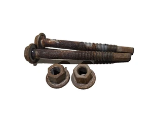 Juego de 2 pernos de grillete de resorte de hoja trasera Silverado Sierra 1500 99-07 Classic - Imagen 1 de 5