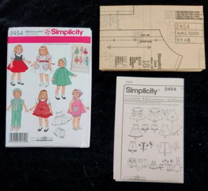 NEW UNCUT SIMPLICITY SEWING PATTERNS~2454 DOLL CLOTHES for 16"-18" --- Lot 2465 - Picture 1 of 2