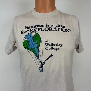 Vintage 80s Wellesley College T Shirt Mens Size M College Summer Program MA - Picture 1 of 5