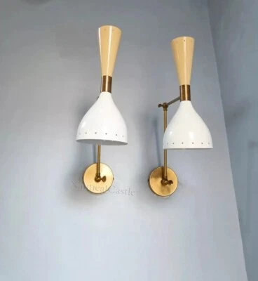 Aplique de pared de latón vintage mediados de siglo años 50 italiano Stilnovo par de luces Foto 1 de 4