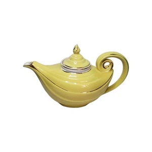 HALL CHINA VINTAGE 1940s YELLOW ALADDIN TEAPOT, 6 CUP - Picture 1 of 7