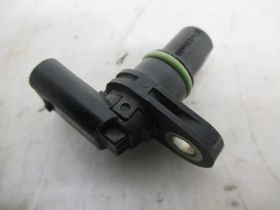 Skoda Octavia III 5E 12-17 Pulse Generator Camshaft Camshaft Sensor 04C907601K - Image 1 of 4