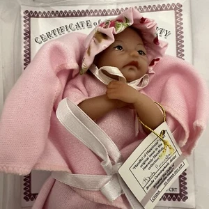 The Ashton-Drake Galleries Handful of Tenderness Doll Brooke Cunningham - Picture 1 of 13