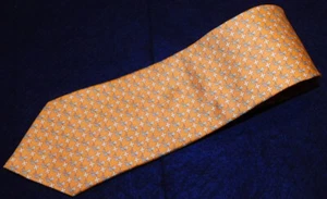 VINEYARD VINES ORDER OF MALTA BEIGE/WHITE/BLUE CROSS MOTIF TIE - DESIGNER TIES. - Picture 1 of 3
