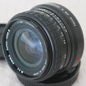 Near MINT Sigma Super Wide II 24mm F/2.8 Prime Lens for Sony Minolta Alpha Mount - Picture 1 of 12