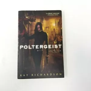 Poltergeist (Greywalker, Book 2) by Kat Richardson Paperback Book - Imagen 1 de 5
