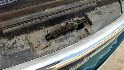 Conjunto de pestillo de capucha Blazer 1995 1996 1997 S10 con soporte OEM Foto 1 de 4