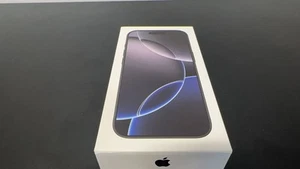 Nowy zapieczętowany Apple iPhone 16 Pro 256GB czarny fabrycznie odblokowany Apple gwarancja 0640 - Zdjęcie 1 z 6