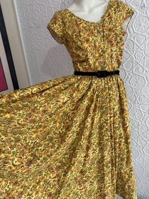 vintage 1940s autumn hue print dress-Rhinestone-daydress-Yellow-Orange-Party - Image 1 of 4