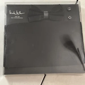 Nicole Miller New York 100% silk bow/Cumberbund set - Picture 1 of 3