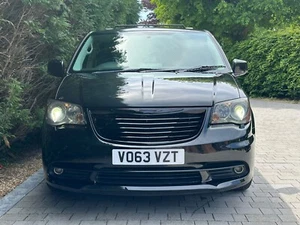 2014/63. Chrysler Grand Voyager Limited. 2.8 Litre Diesel. Automatic. 74k Miles. - Picture 1 of 21