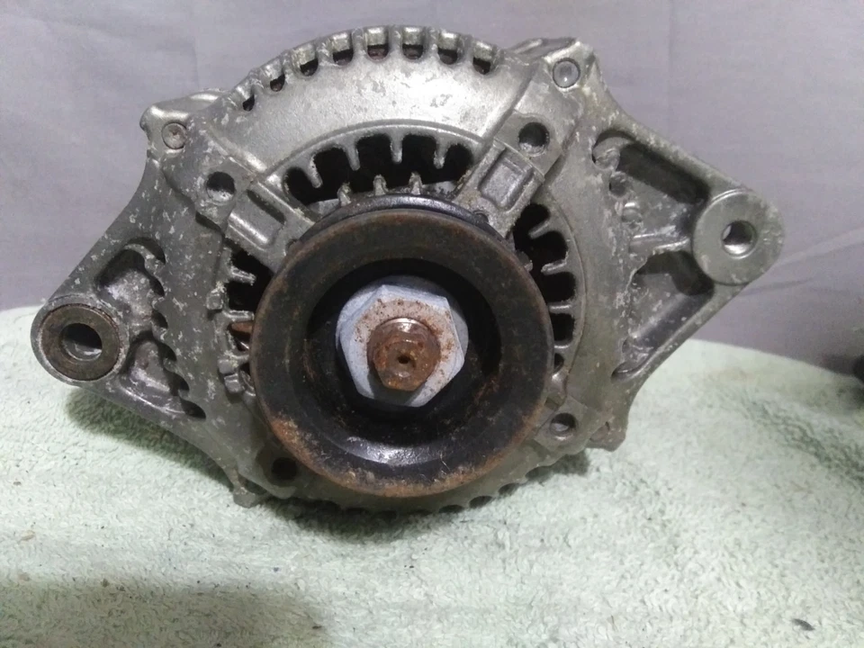 ALTERNADOR para L4 1.6L Geo Storm Isuzu Impulse 1990 1991 1992 Stylus 1991 1992 Foto 1 de 4