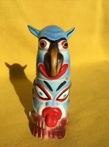 Vintage Unique Stacking Totem Pole Salt and Pepper Shakers Cork (Blue Red White) - Picture 1 of 8