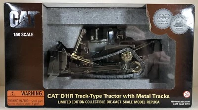 Tractor tipo oruga Norscot 55148 CAT D11R con orugas metálicas fundido a presión 1:50 Foto 1 de 4