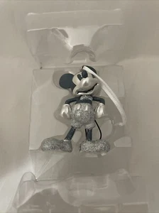Mickey Mouse Weihnachten Punze 2023 Ornament Disney 100th Anniversary - Bild 1 von 2
