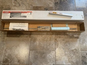 Great Planes Precision Wing Building Jig & Easy-Touch Bar Sander - Picture 1 of 6