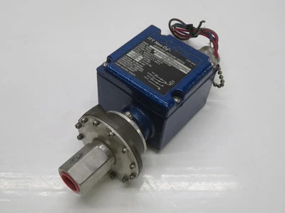 ITT 110P42C6 NEO-DYN ADJUSTABLE PRESSURE SWITCH T213273 - Image 1 of 4