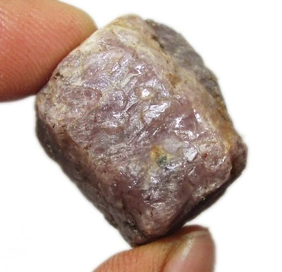 100% Natural Ruby Corundum Rough 148.85 Ct Loose Gemstone With Free Gift - Image 1 of 4