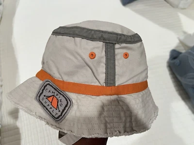 BABY GAP BOY GIRL BUCKET HAT CAMPING BEIGE PATCHES SIZE 6/12 MONTHS EEUC - Image 1 of 4