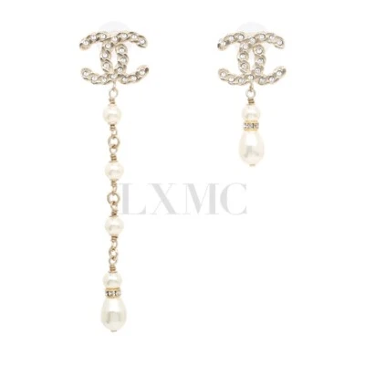 CHANEL Asymmetric CC Cubic Pearl Earrings AB0648 SKU - Image 1 of 4