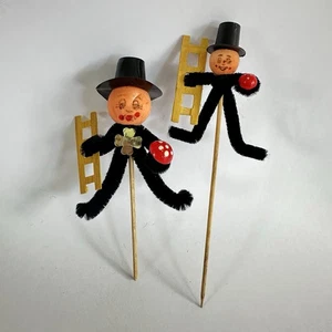 Vintage Chenille Pick Schornsteinfeger Mann mit Mütze und Leiter Weihnachtsschmuck Glück - Bild 1 von 8