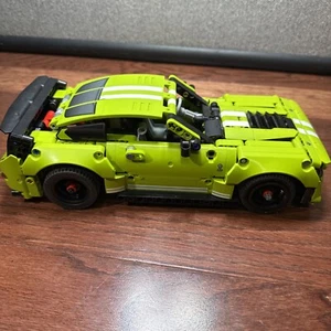 LEGO TECHNIC: Ford Mustang Shelby Gt500 (42138) - Picture 1 of 5
