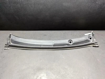 Cowl Vent Panel 2019 Chevrolet Sonic 95493727 2012 - 2015 2016 2017 2018 2020 - Image 1 of 4