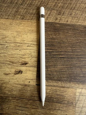 Apple Pencil (1st Gen) - Lightning Port Connection - Image 1 of 2