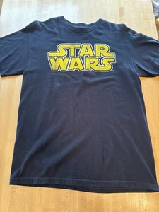 Star Wars Mens Size Med Short Sleeve T Shirt Crew Neck Cotton - Picture 1 of 3