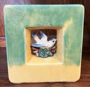 McCoy Arcature Bird Vase, Vintage 1951, Yellow & Green, Very Good Condition - Picture 1 of 6
