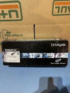 Lexmark E250A11A schwarze Tonerkassette – brandneu werkseitig versiegelt - Bild 1 von 4