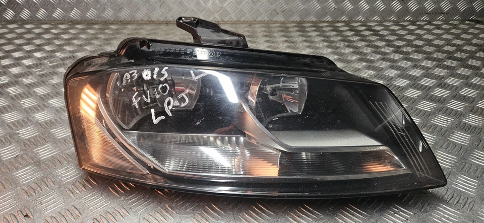 Audi A3 TDI sport 2010 O/S headlight driver right hand side headlamp - image 1 of 4
