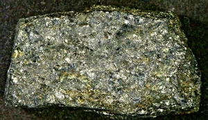 RARE HISINGERITE, WELL BROKEN BLOCK MINERALIZATION ALL AROUND, QUEBEC, CANADA - Picture 1 of 3