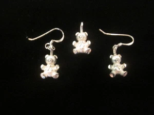 3 PIECE SET OF STERLING SILVER TEDDY BEARS; A PENDANT AND PIERCED EARRINGS  - Picture 1 of 6