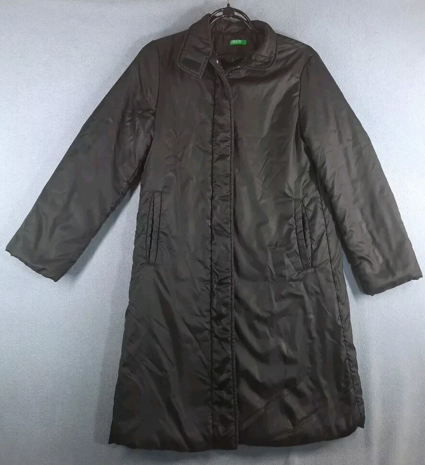 Chaqueta acolchada negra con cremallera completa pequeña Benetton Soft Light Down para mujer Foto 1 de 4