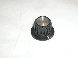 PHILMORE 3040 RADIO DIAL KNOB RIBBED BLACK 1.35"Dx0.86"T 1/4" SHAFT 1PC - Picture 1 of 2